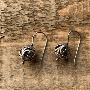 Silpada Simple Delight Earrings